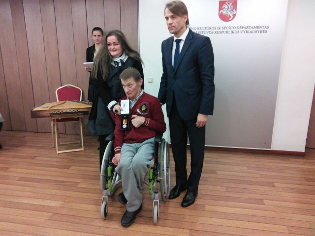IMG_20161220_151821 Jonas Šiožinys su KKSD medaliu.jpg