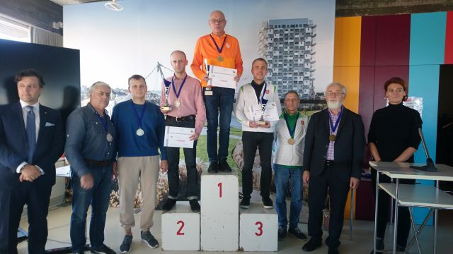 Asmeniniame Europos čempionate Lietuvos vyrų komanda-3 vieta.jpg
